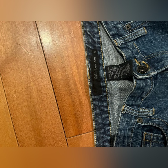 Cropped Calvin Klein jeans - Picture 3 of 5